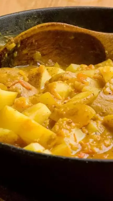 5 lip-smacking potato curries you can make in the comfort of your home