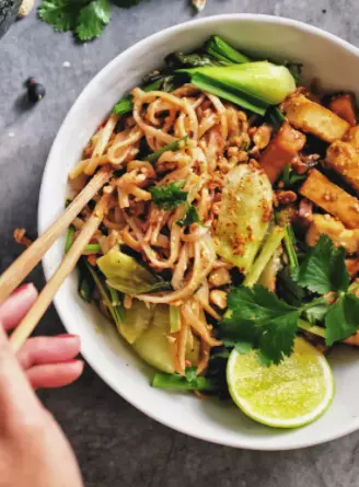 10 food accounts on Instagram to start your vegan and plant-based journey with