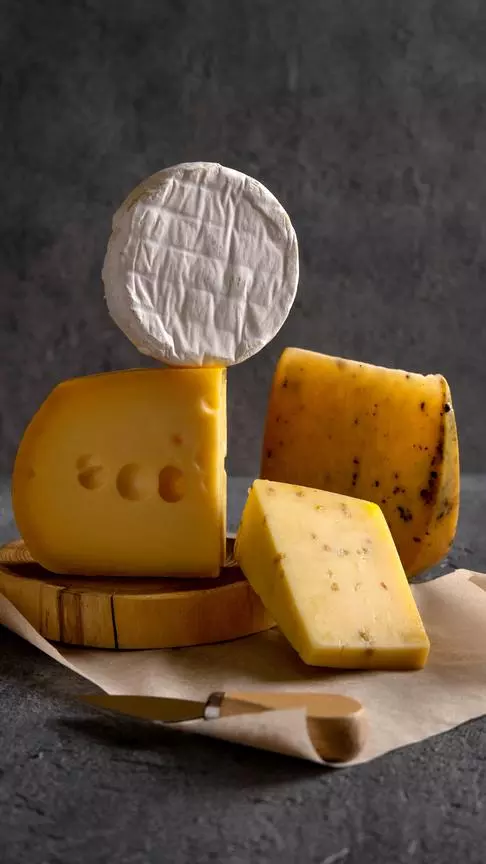 The ultimate starter kit to all types of cheeses (and what to pair them with)