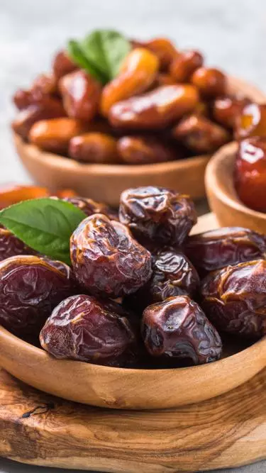 5 recipes to honour the date-loving-sweet-tooth in you