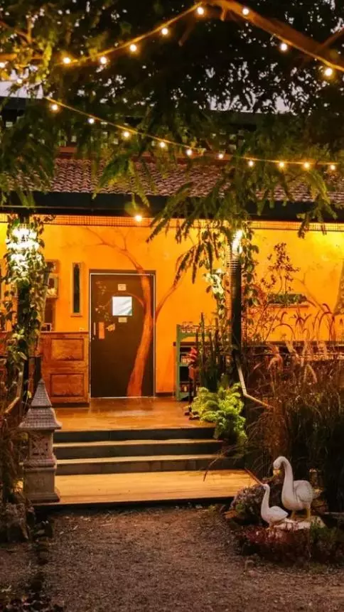 Nestled in the Western Ghats, Tooth Mountain Farms is the destination we head towards