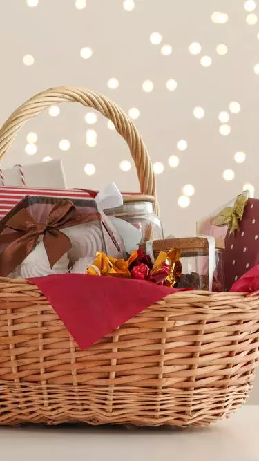5 hampers you can gift your mom this Mothers Day