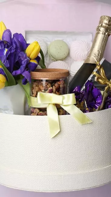 5 gift ideas for your (foodie) bestie for this Friendship Day