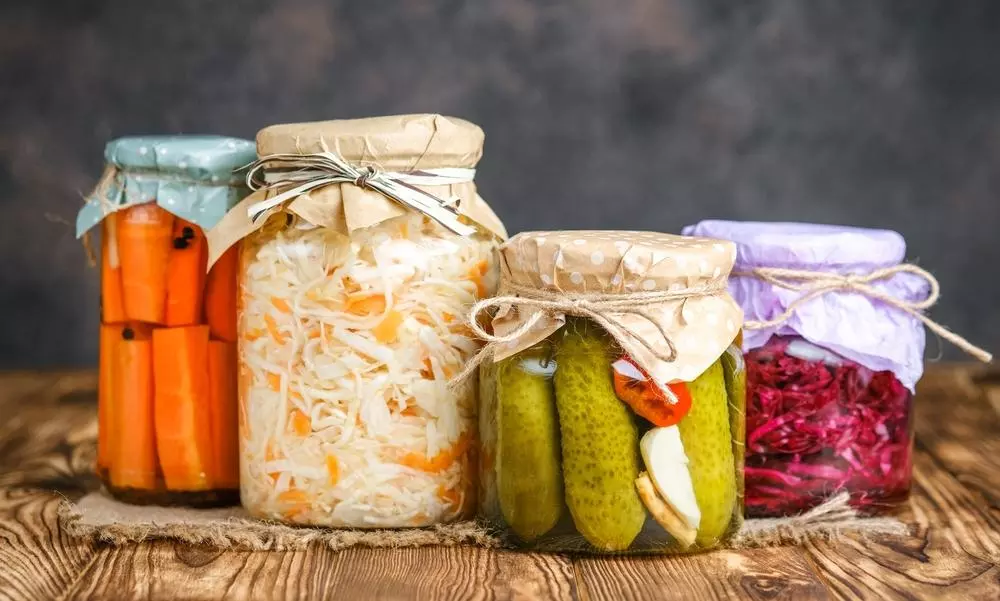 Assemble your glass jars and cultures, as you enter the world of fermentation under the guidance of Moina Oberoi