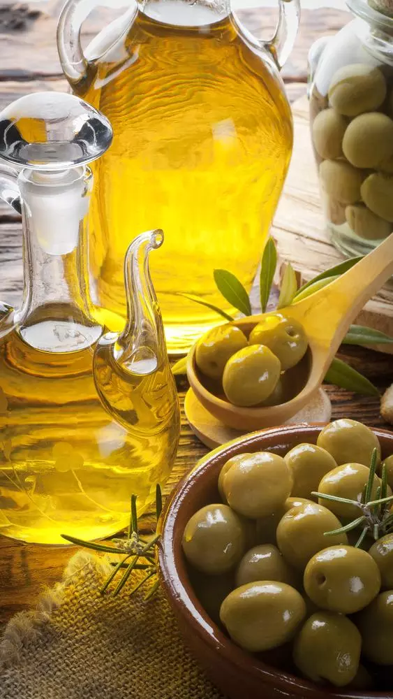 Know your ingredients: Olive Oil