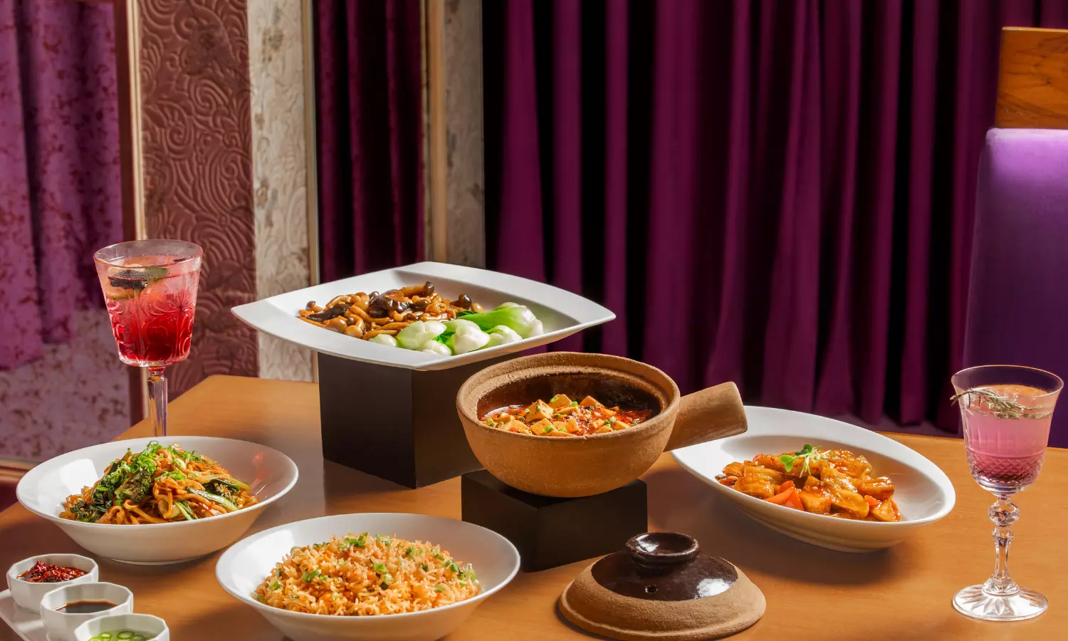 Yi Jing promises a near-authentic peek into the bustling streets of China, right here in Mumbai