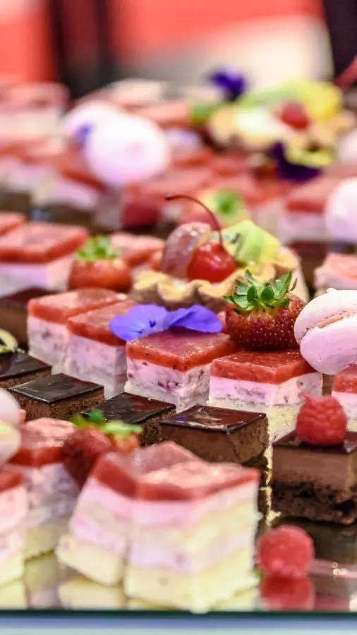 3 Easy Cake Recipes to Kickstart The Celebrations