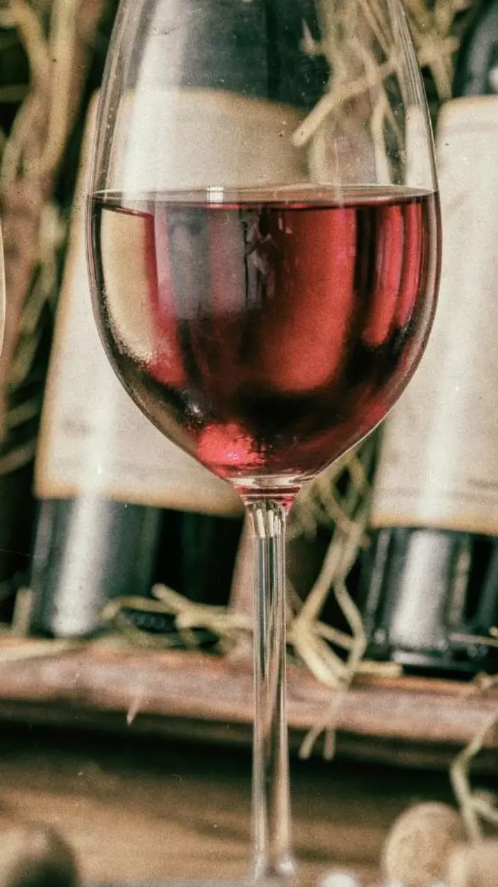 5 Best Wines To Complement Your Christmas and New Year Feasts