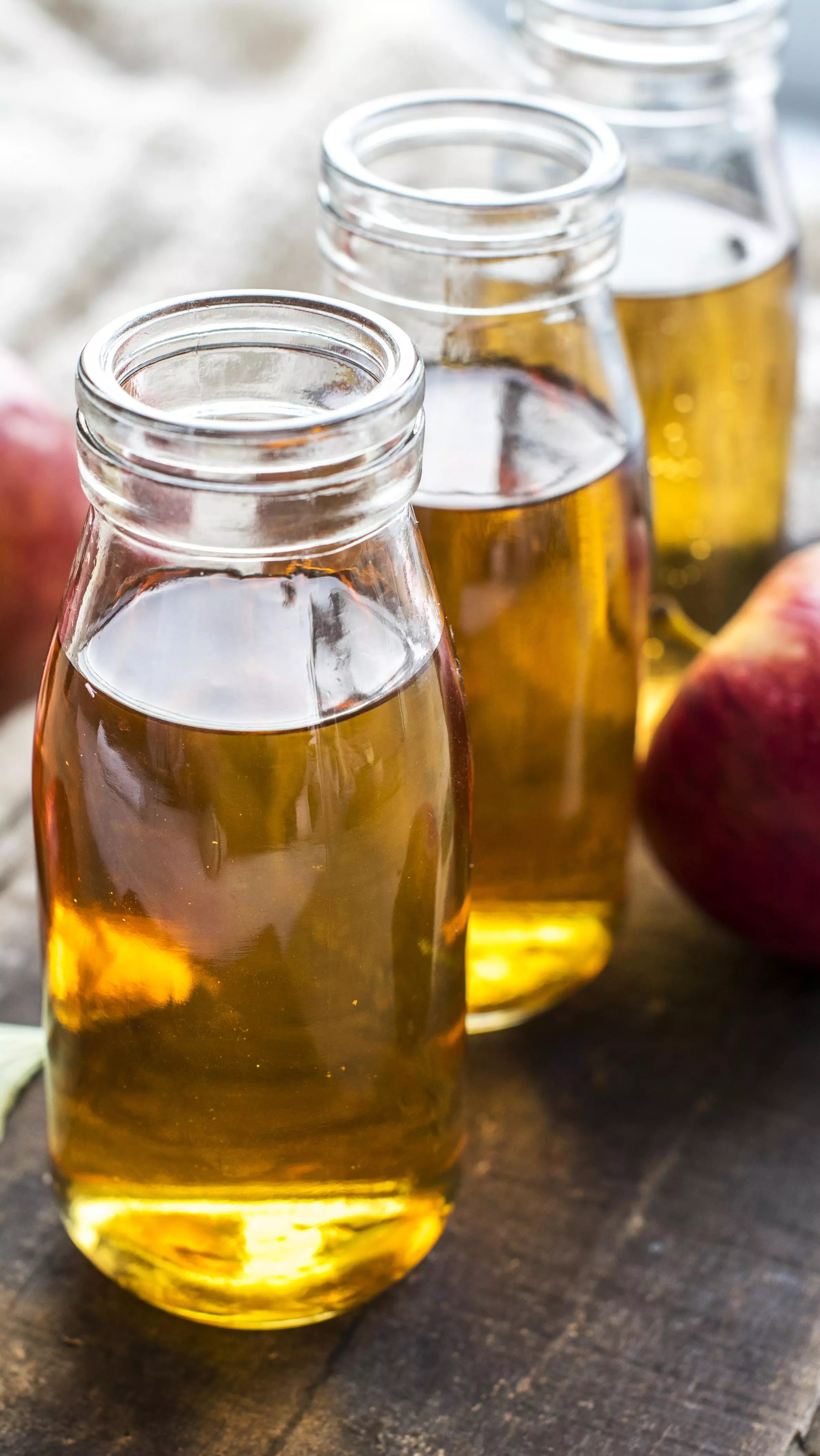 Kitchen Remedies: Apple Cider Vinegar