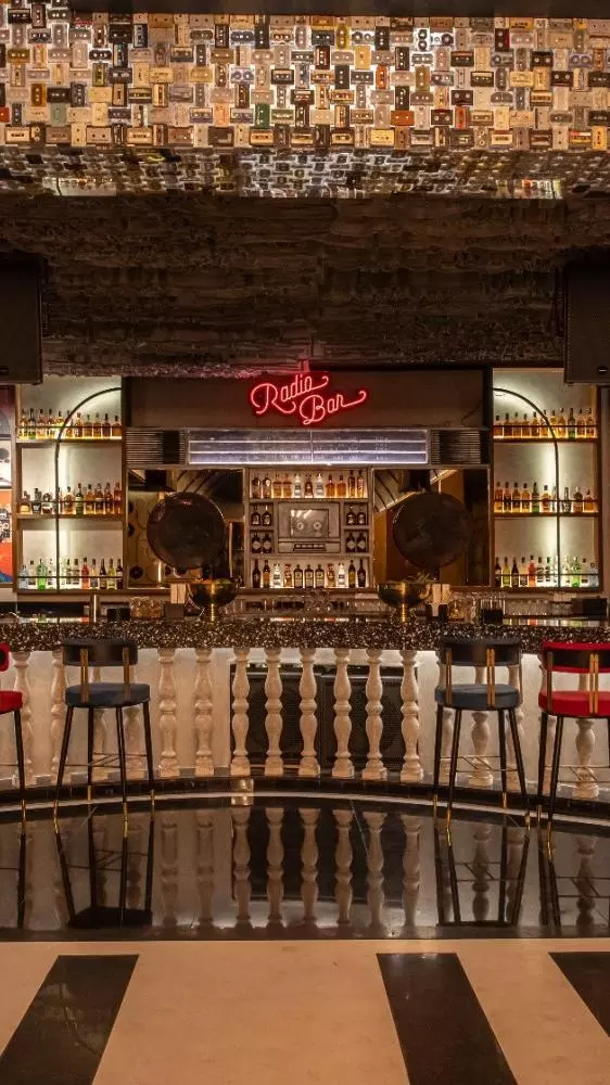 Radio Bar Drops the Beat in Hyderabad with Flavor, Music, and Vibe