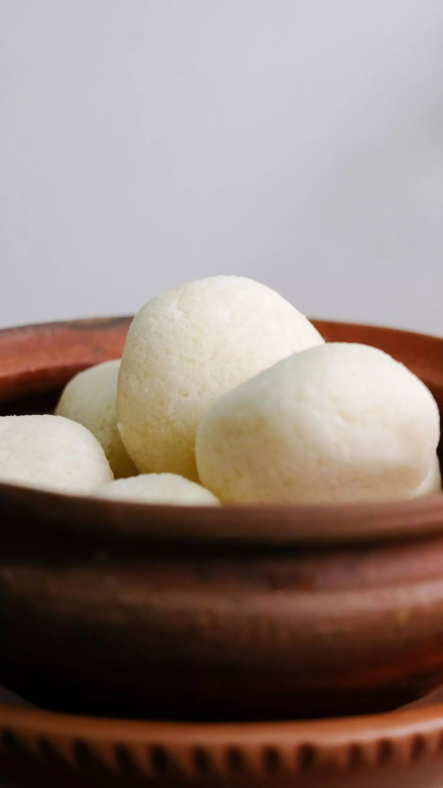 5 Bengali Treats to Sweeten Your Pujo at Home