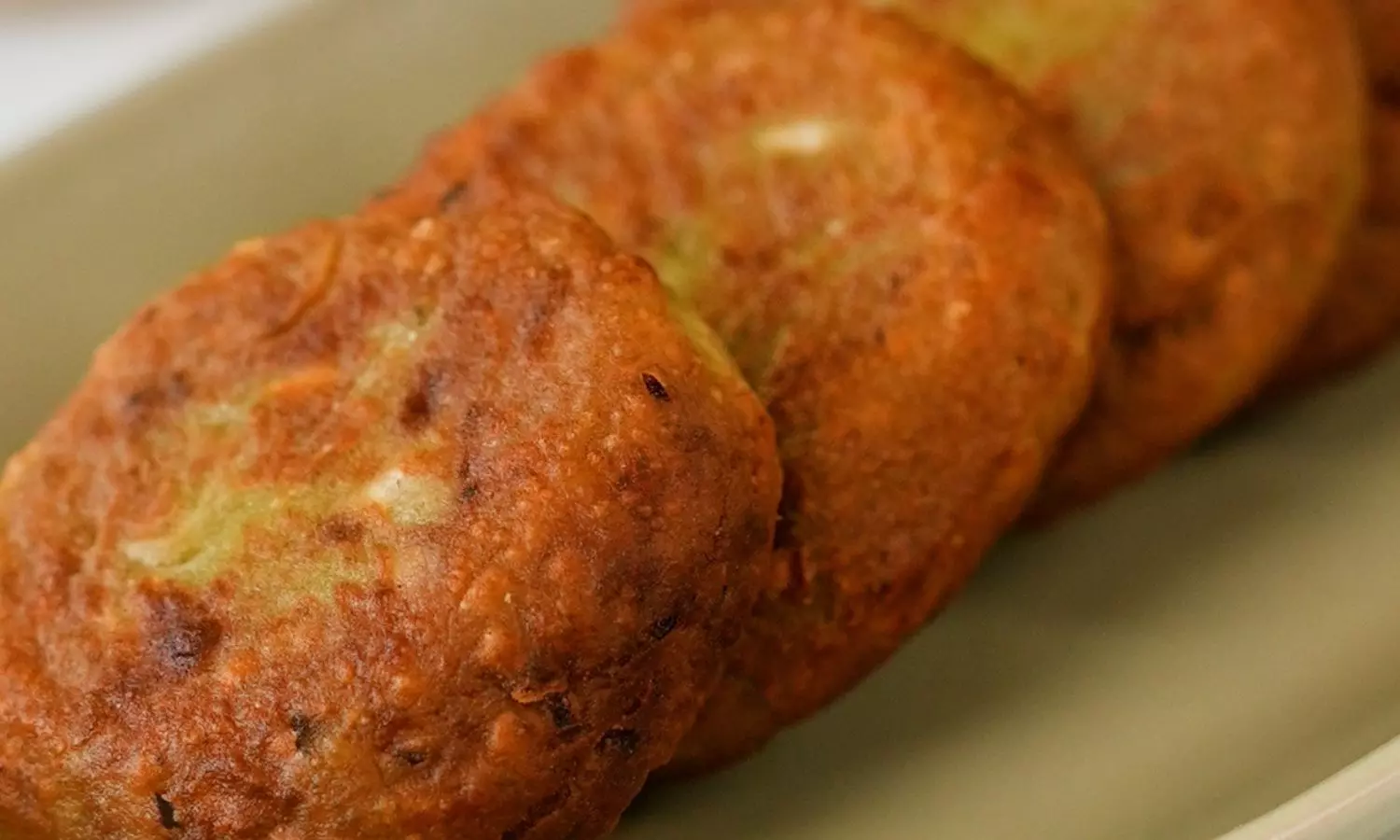 Sprouted Moong Dal Cutlet