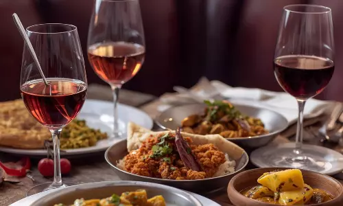 Indian Foods That Pair Shockingly Well with Wine Indian Foods That Pair Shockingly Well with Wine