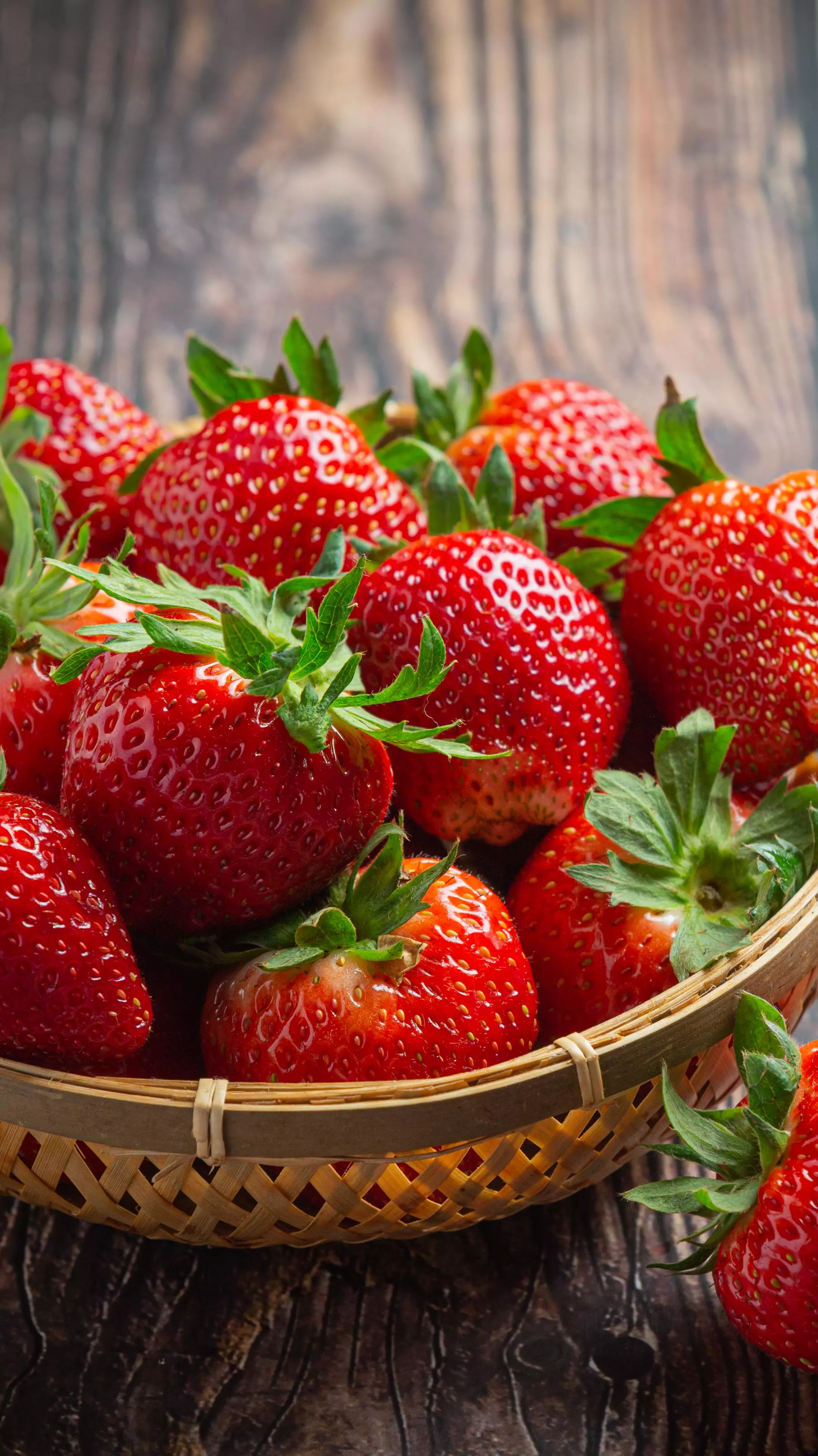 Know Your Ingredient: Strawberries
