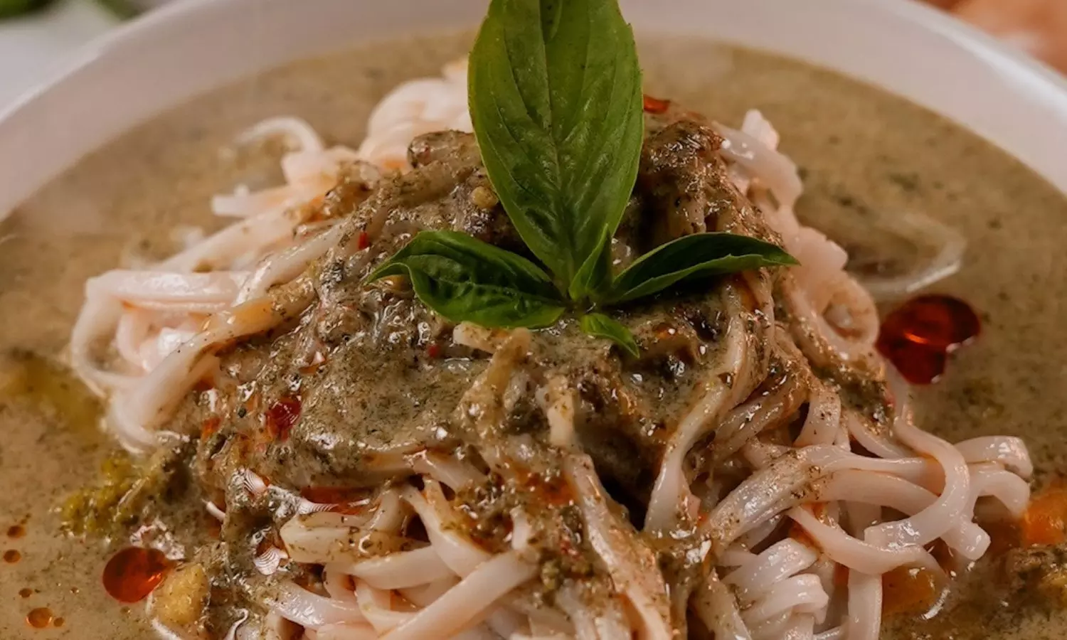 Thai Noodle Curry Bowl