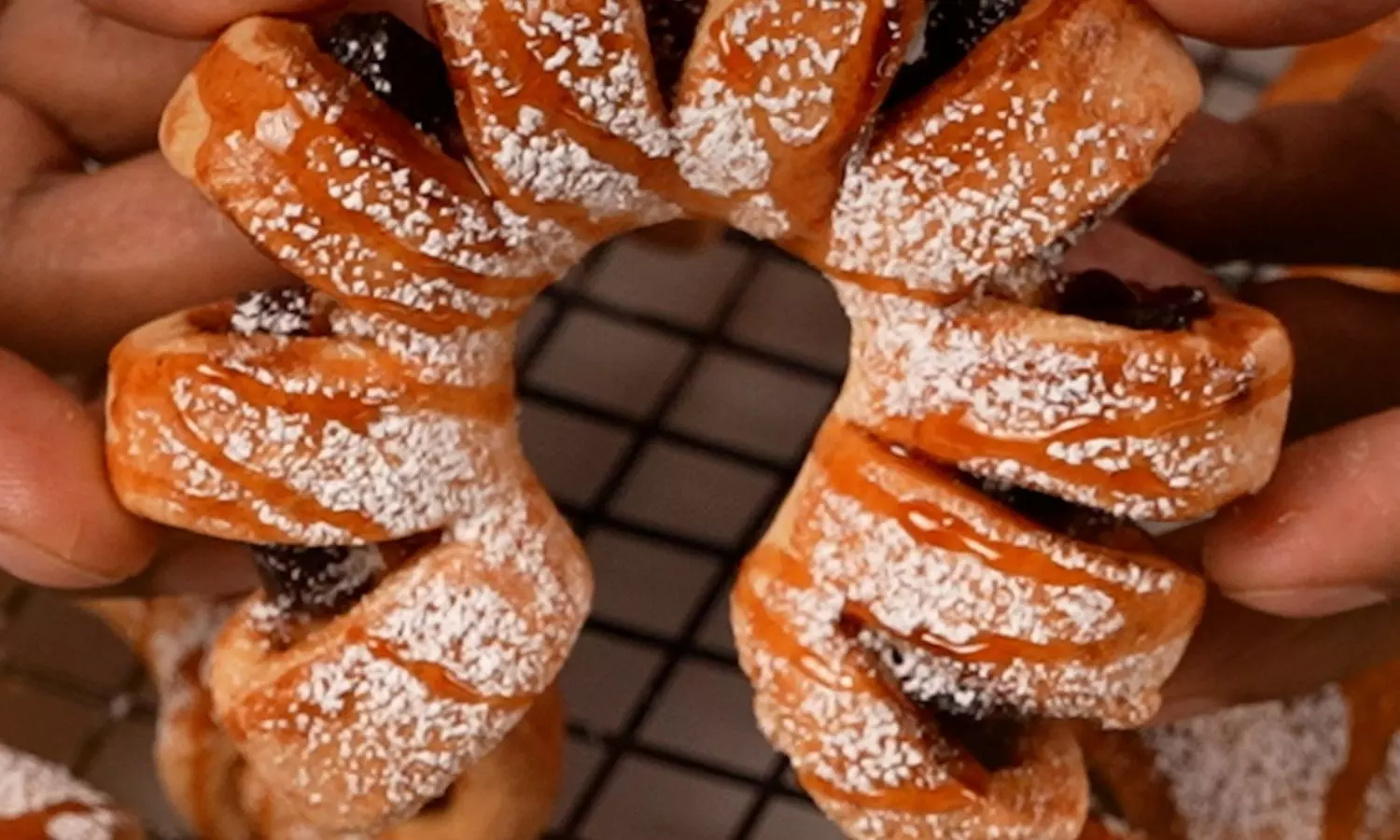 Apple Cinnamon Twists