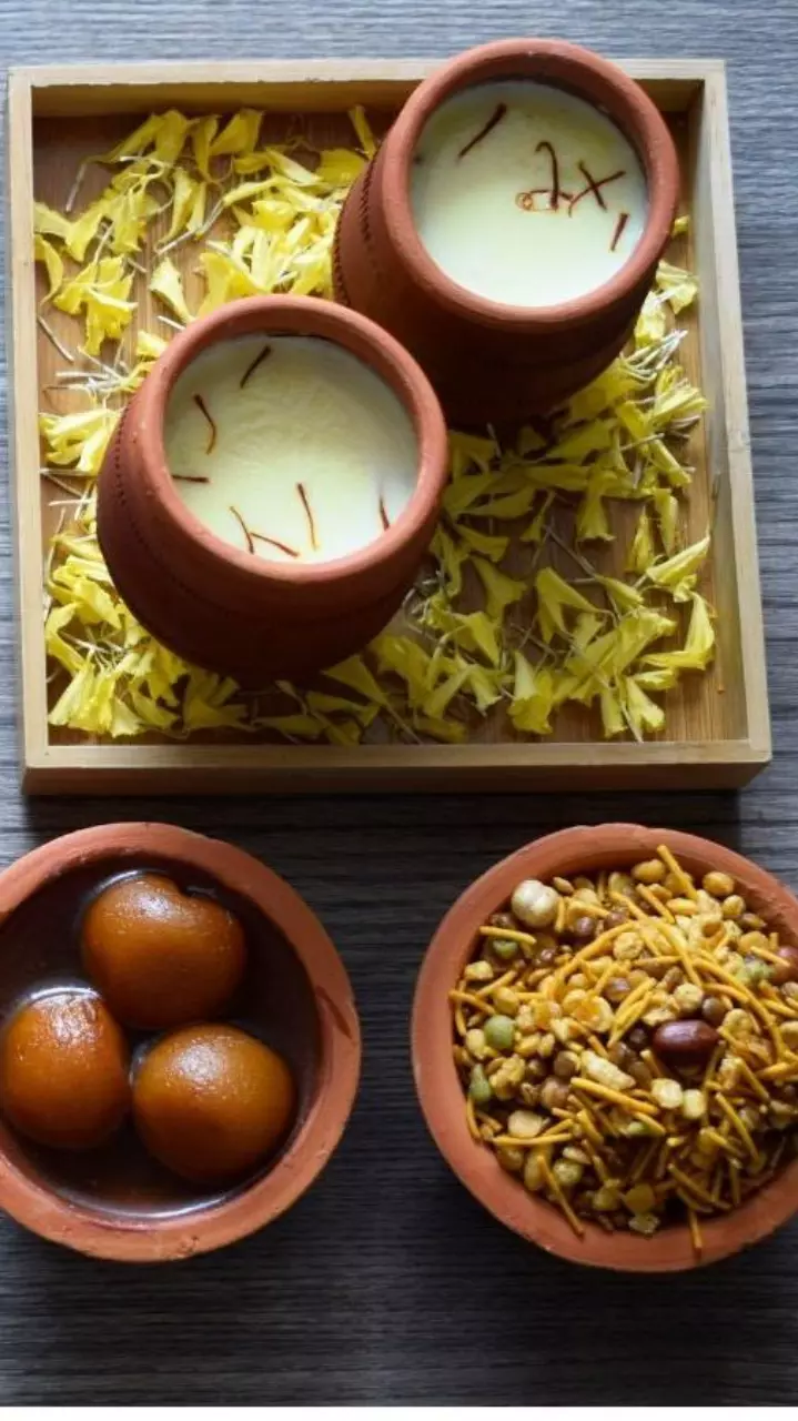 5 Easy Holi Recipes for a Complete Festive Meal at Home