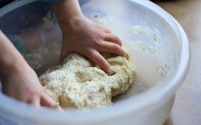 pizza-kneading